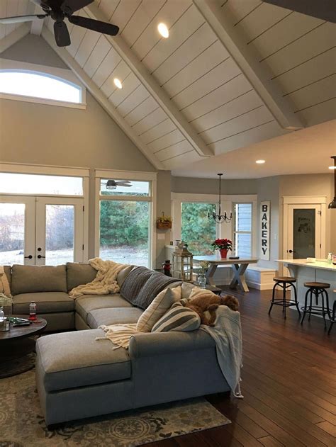 10 Vaulted Ceiling Great Room Decoomo