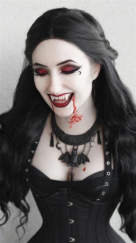 pin by gab997 on gothic goth in 2021 female vampire goth beauty vampire girls