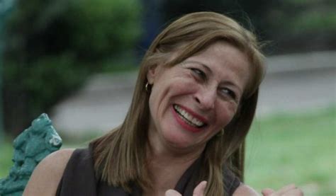 Tatiana Clouthier Quiere Quitar La Mitad Del Dinero A Los Partidos