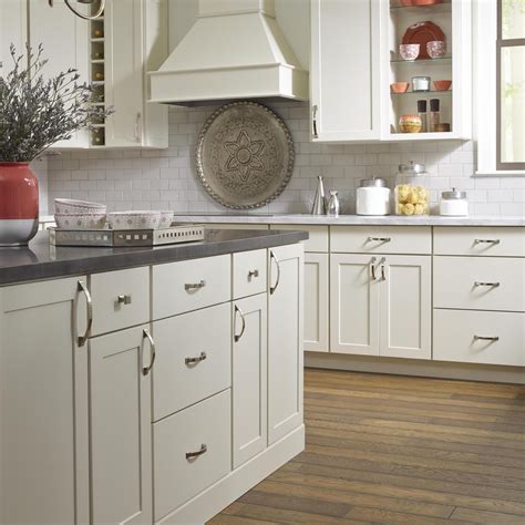 4.7 out of 5 stars. 8 White Kitchen Cabinets With Inexpensive Chrome Hardware ...