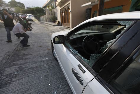 Mexican cartel urges that innocents be kept out of drug war in video