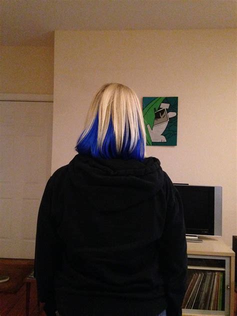 Warm toned bleach blonde vs. What stuff do I use on my newly blue hair? - dye | Ask ...