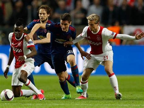 Последние твиты от uefa europa league (@europaleague). Fotos de Manchester United en la final de la Europa League ...