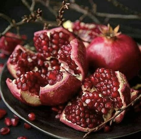 mimpi buah delima