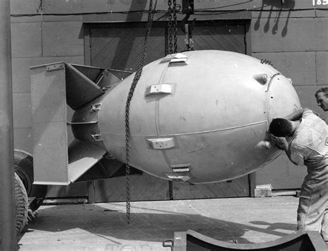 Amazing Declassified Photos Show The Uss Final Preparations For The