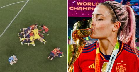 9 Best Pics As Barca Femeni Players Celebrate Womens World Cup Triumph