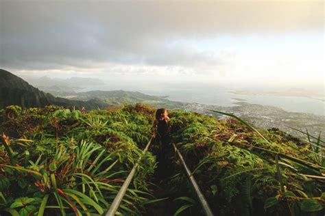 Whichever isle you choose, you will find spectacular beaches, warm hospitality, and endless reminders that there is such a thing as heaven on earth — at least when you visit the best islands in hawaii. Why Oahu Is The Best Island To Visit In Hawaii For First Time!