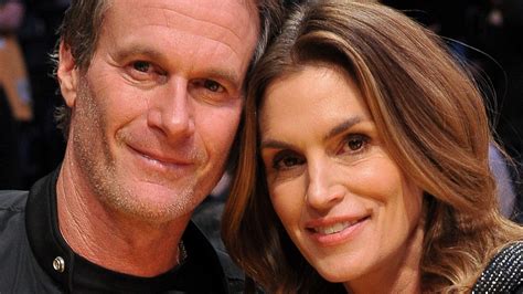 The Truth About Cindy Crawfords Marriage To Rande Gerber