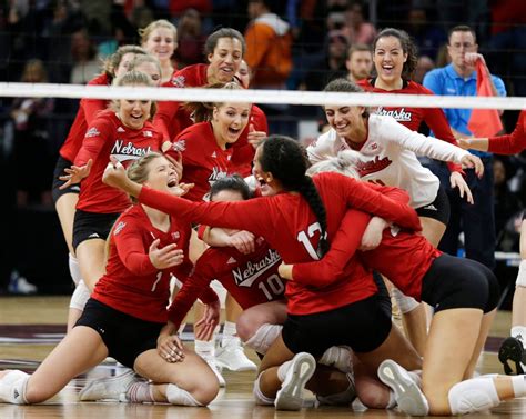 Nebraska Stanford Have A Lot In Common Going Into Ncaa Volleyball