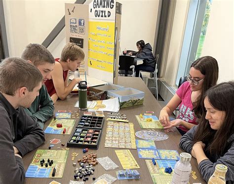 An Evening Of Games To End The Week The Ou Gaming Guild The Oakland Post