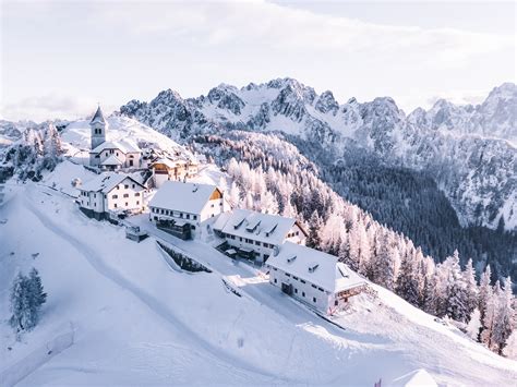 Best Ski Resorts In Italy Ridestore Magazine