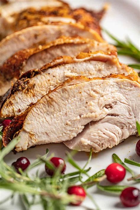 Simple Oven Roasted Turkey Breast Com | chefrecipes