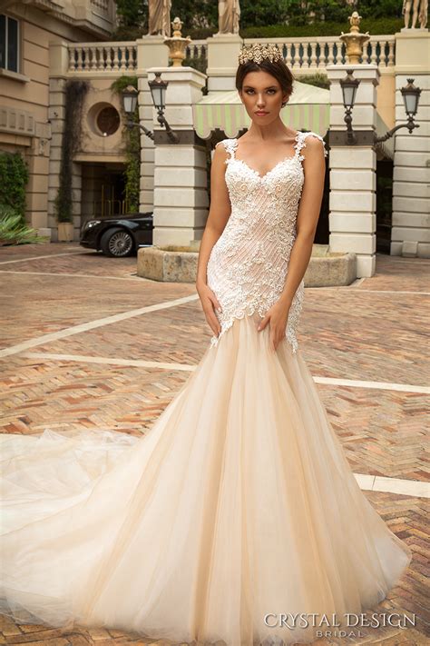 Come check out these wedding dress and wedding dress designers spend years learning about fine art, history, the science of color and texture. Crystal Design 2017 Wedding Dresses — Haute Couture Bridal ...
