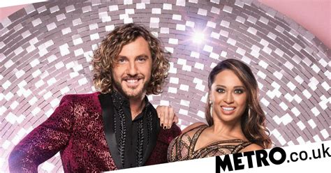Strictly Come Dancings Katya Pictured Snogging Seann Walsh Metro News