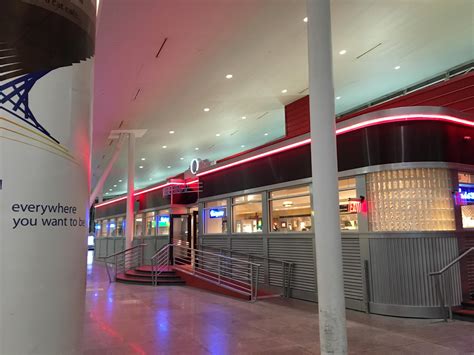 A Diner Inside Of International Arrivals At Jfk Airport Nyc Jfk Diner