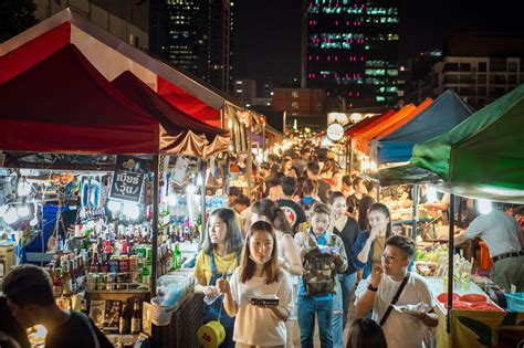 Where To Find Bangkoks Best Street Food While You Can The New York