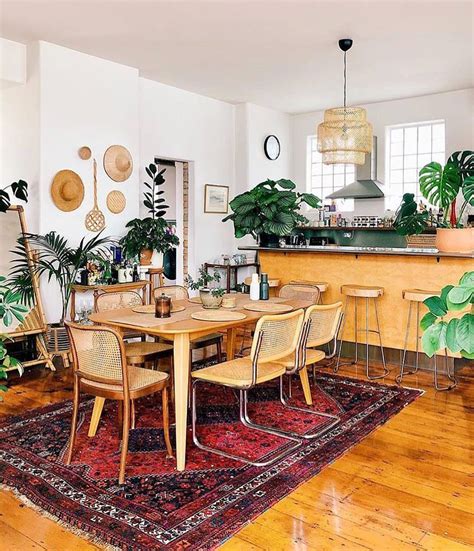 @mrcigar ‘s dining and kitchen area 😍 #bohemiandecor | Colourful living