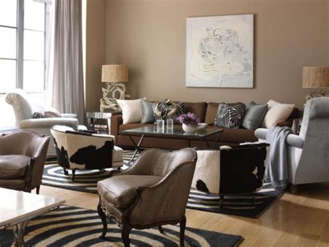 18 Timeless Living Room Designs With Combinations Of Brown Color