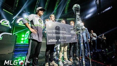 Optic Gaming Wins The Call Of Duty World League Championship 2017 Paste