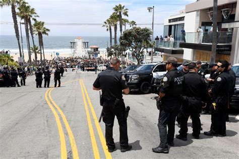 Manhattan Beach Police Made No Arrests At Tuesday Protest But Faced