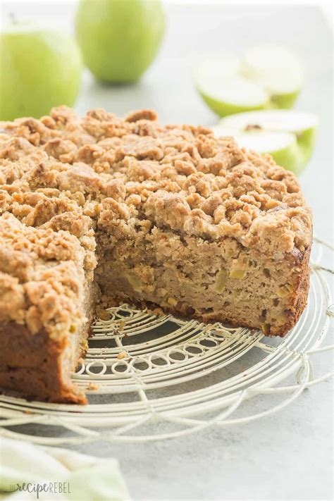 This Apple Coffee Cake With Crumb Topping Is The Perfect Fall Breakfast