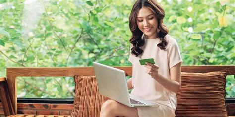 How do i get my new hong leong credit card? Credit Card Services - Hong Leong Bank Malaysia