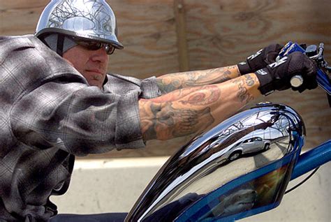 Jesse james has made millions as a motorcycle customizer. Sandra Bullock Deserves Better. But She's Stupid ...