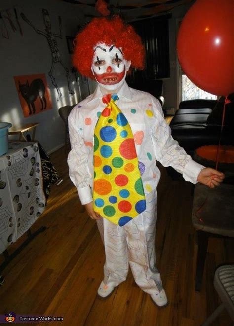 Pin By Brooke Anderson On Halloween Clown Halloween Costumes