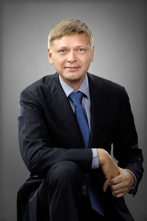 В компании роберто манчини, луиса энрике, андрея шевченко, франка де бура, каспера юльманна, пауло соузы, франко фоды, ярослава. Биография юсупбаев ранит рашитович оренбург - ЮСУПБАЕВ ...