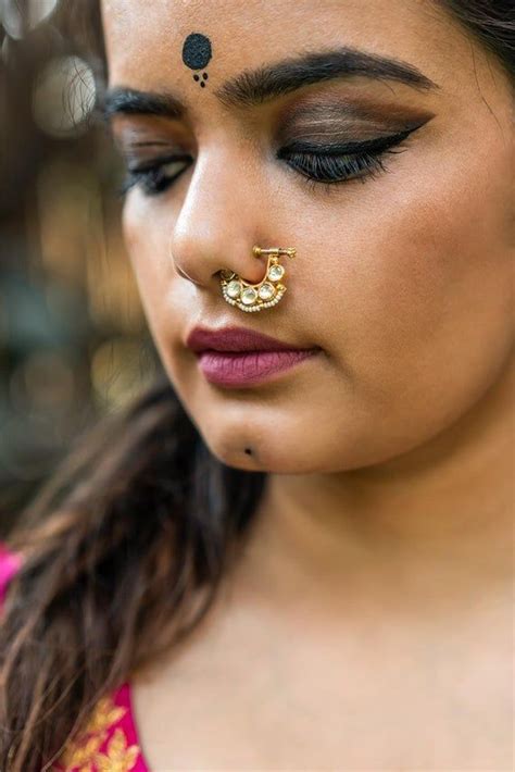 Kundan Nosepin With Pearls Kundan Work Nose Ring Indian Etsy Nose Ring Temple Jewelry