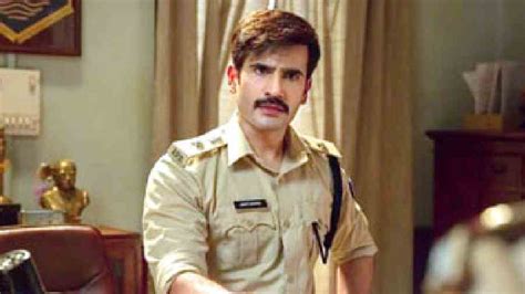 netflix shows karan tacker on how he became amit lodha in khakee the bihar chapter