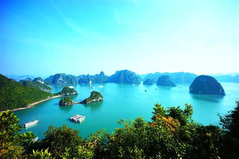 Ha Long Bay Vietnam amazing emerald waters, limestone islands