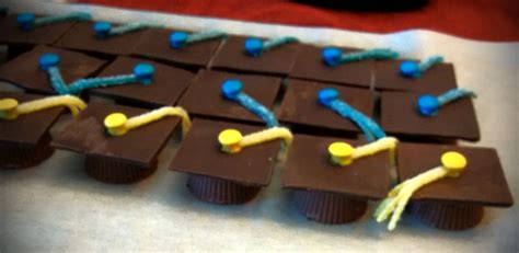 Miniature Graduation Hats Made With A Caramel Cup No Peanutbutter For