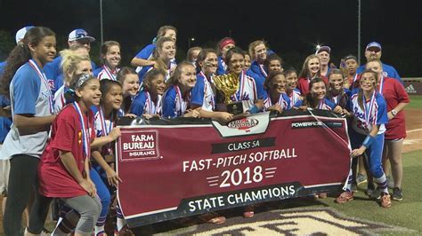 Lady Rockets Cap Perfect Season With 5a State Title