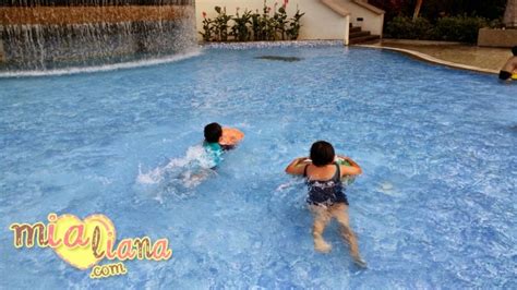 Mobile photo upload om bayu marina resort. Hotel Silka Johor Bahru : Berenang Di Swimming Pool - Mia ...