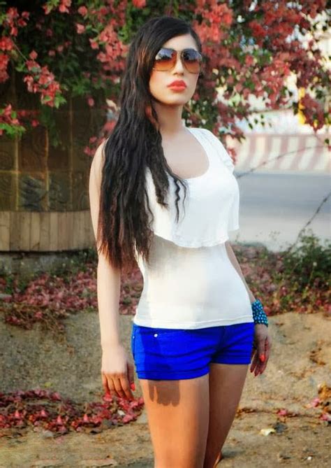 Online Hot Image Bangali Model Naila Nayem Sexy Pictures