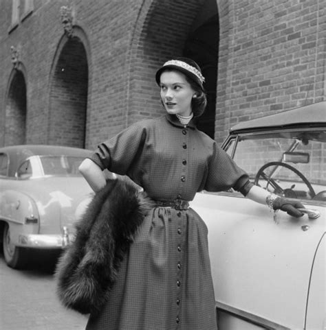The Nifty Fifties — 14th Street Fashion Photo By Nina Leen 1951