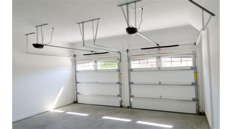 Preventive Maintenance On Garage Doors Overhead Door And Operator