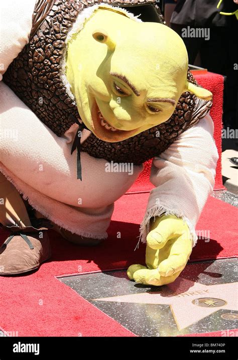 Shrek Shrek Honored With A Star On The Hollywood Walk Of Fame Hollywood Los Angeles Nv Usa 20