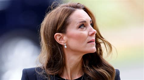 Where To Buy Kate Middleton S Pearl Earrings Woman Home