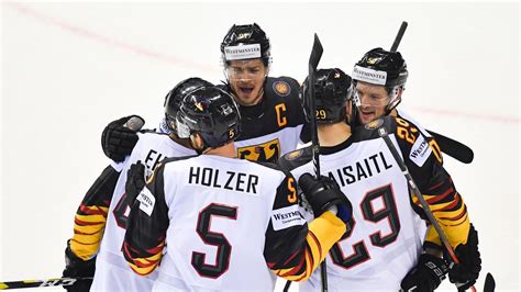 Ice Hockey World Cup Germany Defeats Finland In The Preliminary Round