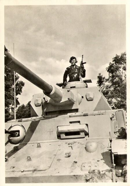 Waffen Ss Panzer Iv An Ss Panzer Commander In A Panzer Iv Flickr