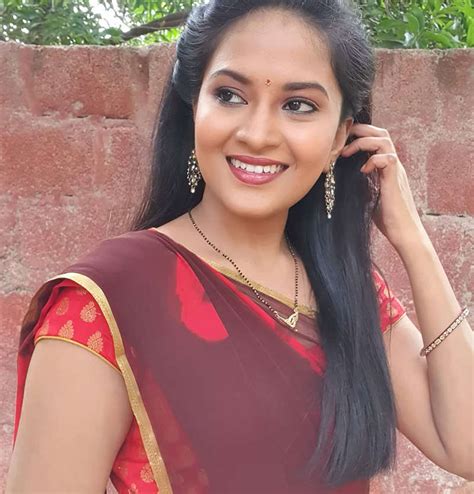 Telugu Tv Actress Kondapalli Sravani Dies By Suicide The Etimes Photogallery Page 2