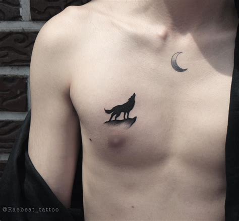 Download 36 Wolf Chest Tattoos For Men Small