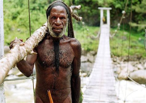 About History 4 Virtually Uncontacted Tribes That The Outside World Knows Almost Nothing About