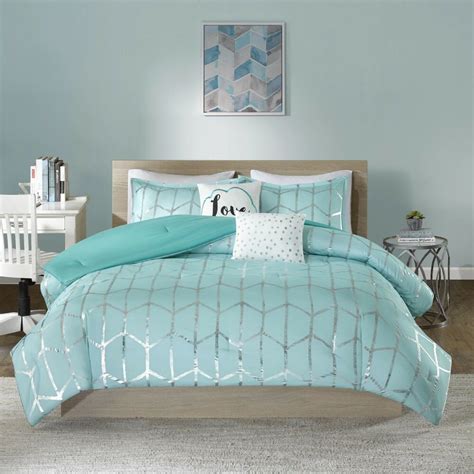 Twin size bed sheets set, light blue aqua. BEAUTIFUL MODERN LIGHT BLUE AQUA CHEVRON STRIPE GIRLS ...