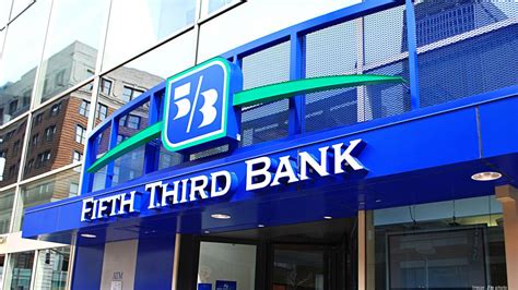 Fifth Third Banks Kentucky Adds Ryan Bridgeman Louann Atlas To