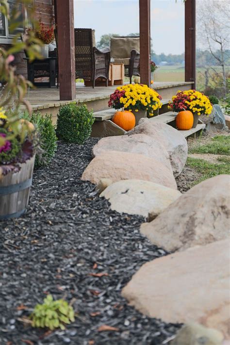 The apple dumplin' getaway cottage. Rustic Natural Decor Fall Porch - CREATIVE CAIN CABIN ...