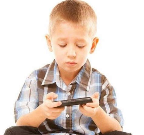 孩子玩手机是可以的，但是也要选对方法玩，不然会影响心理健康！