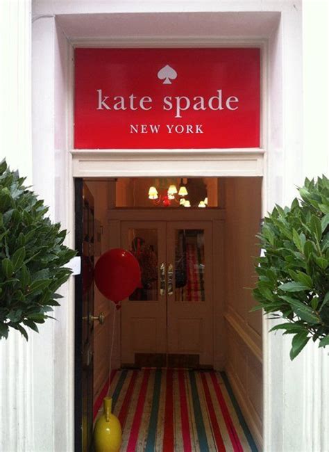 Decor Ideas From Kate Spades London Pop Up Shop Pop Up Shops Kate
